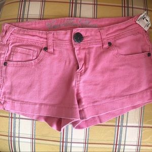 Vanilla Star shorts size 7